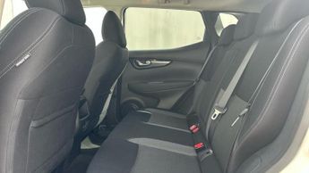 Nissan Qashqai 1.3 DIG-T N-Connecta SUV 5dr Petrol DCT Auto Euro 6 (s/s) (160 p