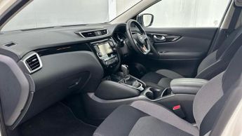 Nissan Qashqai 1.3 DIG-T N-Connecta SUV 5dr Petrol DCT Auto Euro 6 (s/s) (160 p
