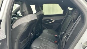 Peugeot E-3008 73kWh GT SUV 5dr Electric Auto (210 ps)