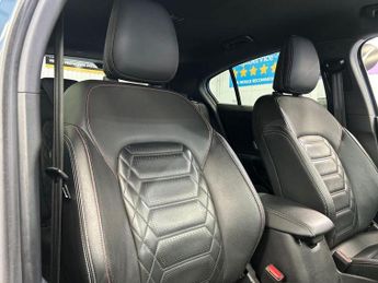 Ford FOCUS 1.5 EcoBlue ST-Line Vignale 5dr Auto