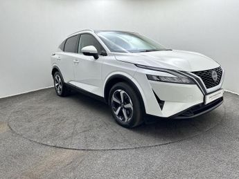 Nissan Qashqai 1.3 DiG-T MH N-Connecta [Glass Roof] 5dr