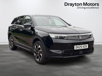 Vauxhall Grandland 1.2 Ultimate SUV 5dr Petrol Hybrid e-DCT Euro 6 (s/s) (136 ps)
