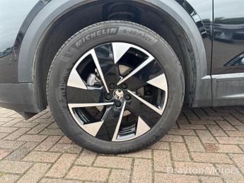 Vauxhall Grandland 1.2 Ultimate SUV 5dr Petrol Hybrid e-DCT Euro 6 (s/s) (136 ps)