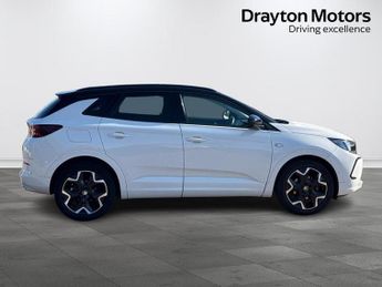 Vauxhall Grandland 1.2 Turbo Ultimate SUV 5dr Petrol Auto Euro 6 (s/s) (130 ps)