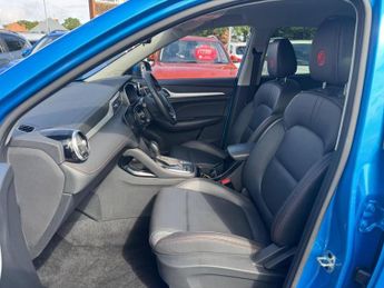 MG MG ZS 1.0 T-GDI Exclusive Auto Euro 6 5dr