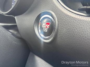 Toyota C-HR 1.8 VVT-h GR SPORT SUV 5dr Petrol Hybrid CVT Euro 6 (s/s) (122 p