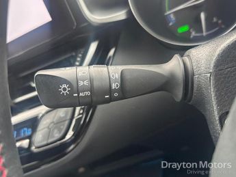 Toyota C-HR 1.8 VVT-h GR SPORT SUV 5dr Petrol Hybrid CVT Euro 6 (s/s) (122 p