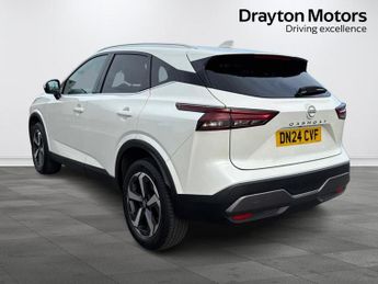 Nissan Qashqai 1.3 DIG-T MHEV N-Connecta SUV 5dr Petrol Hybrid XTRON Euro 6 (s/