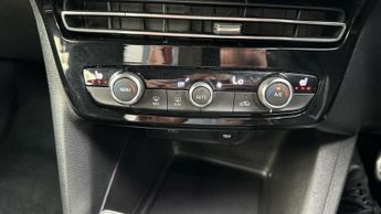 Vauxhall Mokka Electric 50kWh Ultimate SUV 5dr Electric Auto (136 ps)