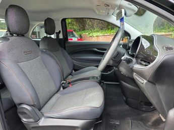 Fiat 500e 42kWh Icon Hatchback 3dr Electric Auto (118 ps)
