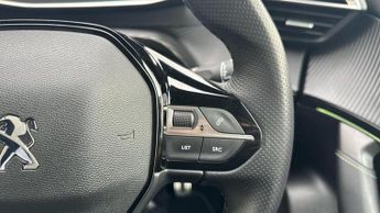 Peugeot E-2008 50kWh GT Premium SUV 5dr Electric Auto (7kW Charger) (136 ps)