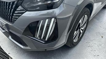Peugeot E-2008 54kWh GT SUV 5dr Electric Auto (7kW Charger) (156 ps)