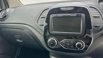 Renault Captur 1.5 dCi ENERGY Iconic SUV 5dr Diesel EDC Euro 6 (s/s) (90 ps)