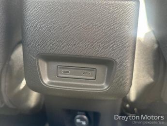 Vauxhall Frontera Electric 54kWh GS SUV 5dr Electric Auto (Extended Range) (113 ps)