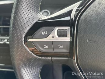 Peugeot E-2008 50kWh GT SUV 5dr Electric Auto (11kW Charger) (136 ps)