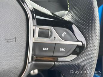 Peugeot E-2008 50kWh GT SUV 5dr Electric Auto (11kW Charger) (136 ps)