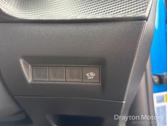 Peugeot E-2008 50kWh GT SUV 5dr Electric Auto (11kW Charger) (136 ps)