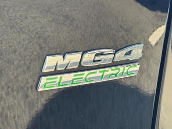 MG MG4 51kWh SE Auto 5dr