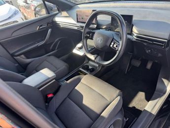 MG MG4 51kWh SE Auto 5dr