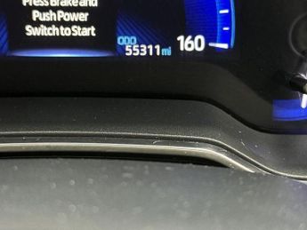 Toyota Corolla Design Vvt-I Hev
