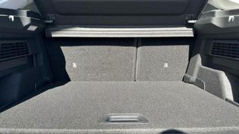 Citroen C4 1.2 PureTech Shine Hatchback 5dr Petrol EAT8 Euro 6 (s/s) (130 p