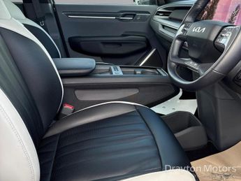 Kia EV9 99.8kWh GT-Line S SUV 5dr Electric Auto AWD (7 Seat) (378 bhp)