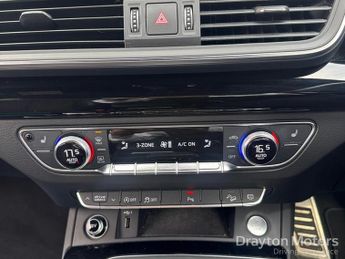 Audi Q5 2.0 TFSI S line SUV 5dr Petrol S Tronic quattro Euro 6 (s/s) (25