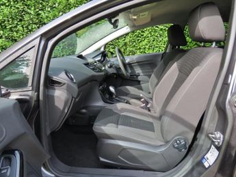 Ford Fiesta 1.0T EcoBoost Zetec Hatchback 5dr Petrol Powershift Euro 6 (100 