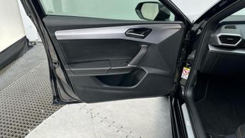 SEAT Leon 1.5 eTSI MHEV FR Black Edition Estate 5dr Petrol Hybrid DSG Euro
