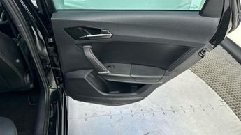 SEAT Leon 1.5 eTSI MHEV FR Black Edition Estate 5dr Petrol Hybrid DSG Euro