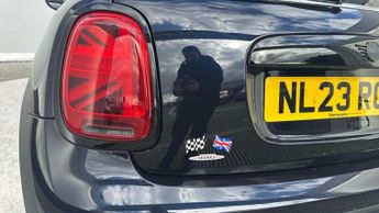 MINI Hatch 1.5 Cooper Sport Hatchback 3dr Petrol Steptronic Euro 6 (s/s) (1