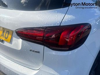 MG MG HS 1.5 T-GDI Trophy SUV 5dr Petrol DCT Euro 6 (s/s) (162 ps)