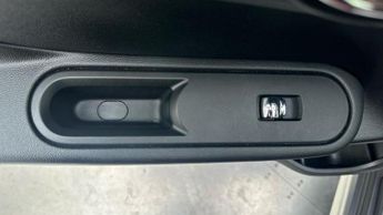 MINI Countryman 1.5 Cooper Classic SUV 5dr Petrol Steptronic Euro 6 (s/s) (136 p