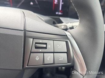 Vauxhall Mokka Electric 54kWh Ultimate SUV 5dr Electric Auto (156 ps)