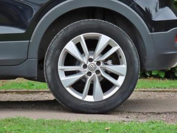 Volkswagen T-Cross 1.0 TSI SE SUV 5dr Petrol DSG Euro 6 (s/s) (115 ps)