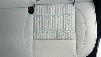 Fiat 600 1.2 MHEV La Prima SUV 5dr Petrol Hybrid e-DCT Euro 6 (s/s) (100 