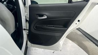 Fiat 600 1.2 MHEV La Prima SUV 5dr Petrol Hybrid e-DCT Euro 6 (s/s) (100 