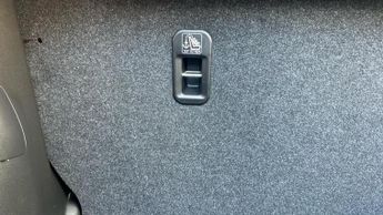 Suzuki Swift 1.2 MHEV Motion Hatchback 5dr Petrol Hybrid CVT Euro 6 (s/s) (82