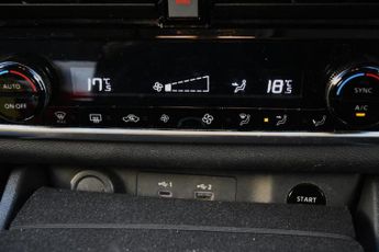 Nissan X-Trail 1.5 h e-POWER Acenta Premium SUV 5dr Petrol Hybrid Auto e-4ORCE 