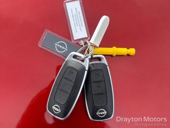 Nissan Qashqai 1.3 DIG-T MHEV Tekna SUV 5dr Petrol Hybrid XTRON Euro 6 (s/s) (1