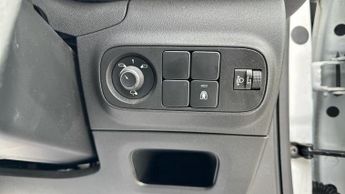 Citroen C3 1.2 PureTech C-Series Edition Hatchback 5dr Petrol EAT6 Euro 6 (