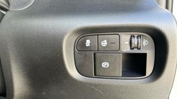 Hyundai INSTER Long Range 49kWh 02 SUV 5dr Electric Auto (115 ps)