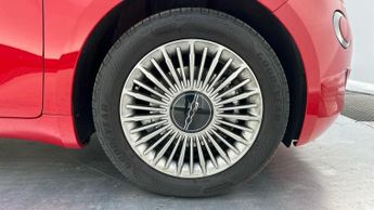 Fiat 500e 42kWh RED Hatchback 3dr Electric Auto (118 ps)