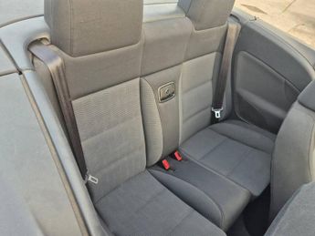 Volkswagen EOS 2.0 TDI BlueMotion Tech Sport 2dr