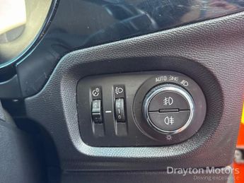 Vauxhall Corsa 1.2 Turbo Elite Nav Premium Hatchback 5dr Petrol Auto Euro 6 (s/