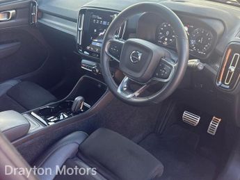 Volvo XC40 1.5 T3 R-Design Pro SUV 5dr Petrol Auto Euro 6 (s/s) (163 ps)