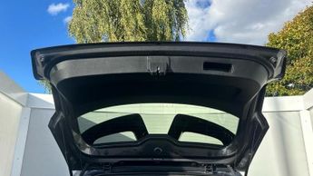 MG MG4 64kWh Trophy Long Range Hatchback 5dr Electric Auto (203 ps)