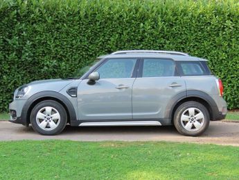 MINI Countryman 1.5 Cooper SUV 5dr Petrol Steptronic Euro 6 (s/s) (136 ps)