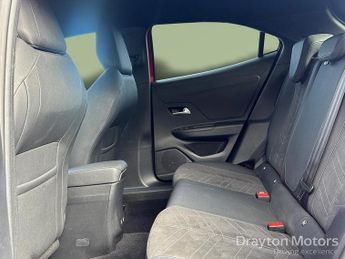 Vauxhall Mokka Electric 50kWh Ultimate SUV 5dr Electric Auto (136 ps)