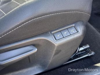 Vauxhall Mokka Electric 50kWh Ultimate SUV 5dr Electric Auto (136 ps)
